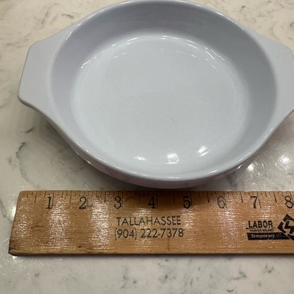 Emile Henry Round French Casserole Pie Stoneware White France Ovenware Buffet - Picture 3 of 12